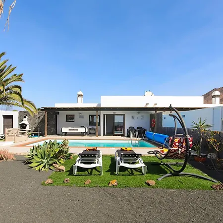 Mariola Vila Playa Blanca (Lanzarote)