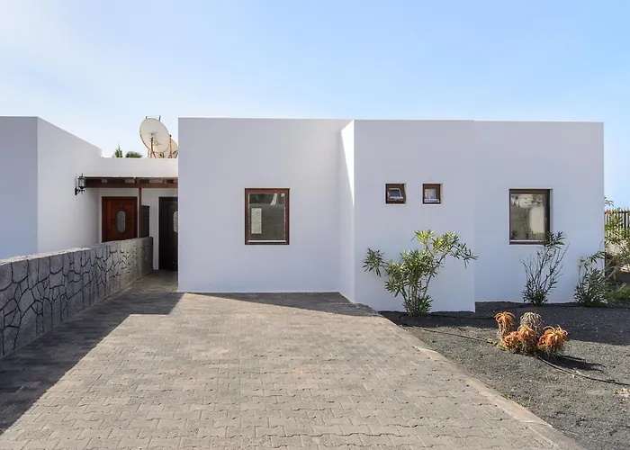 Mariola Vila Playa Blanca (Lanzarote)